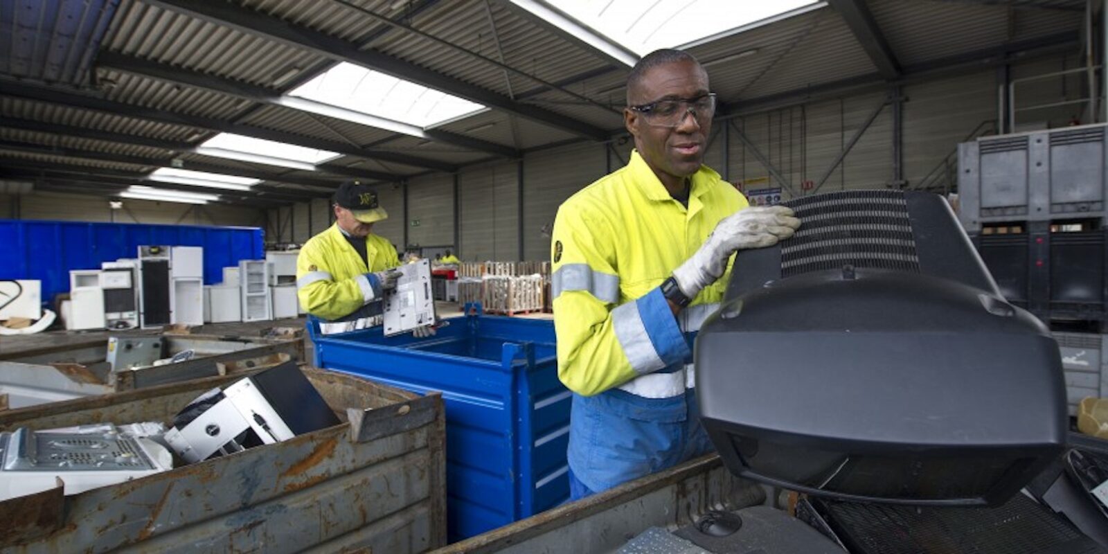 Describing image about Recycling Service Centre Amsterdam and Milieuwerk